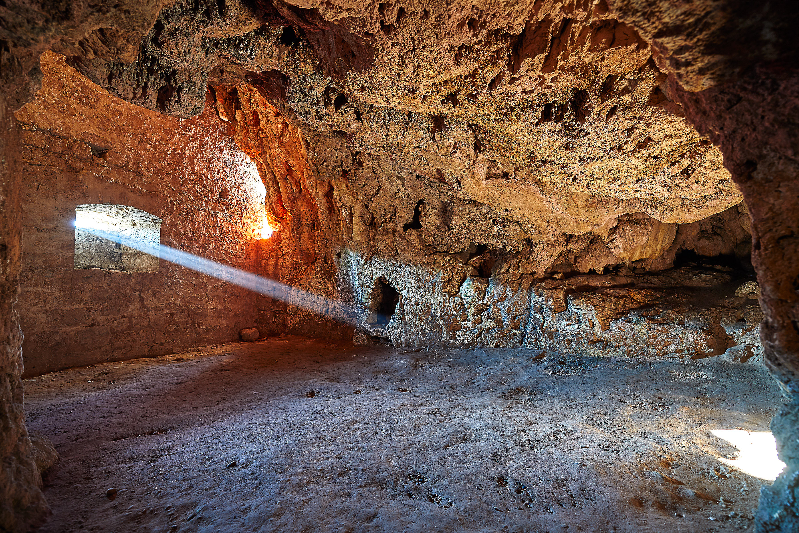 Salle de réception historique à l'intérieur du Château de la Sône
